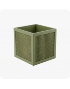 Cache-pot en plastique
